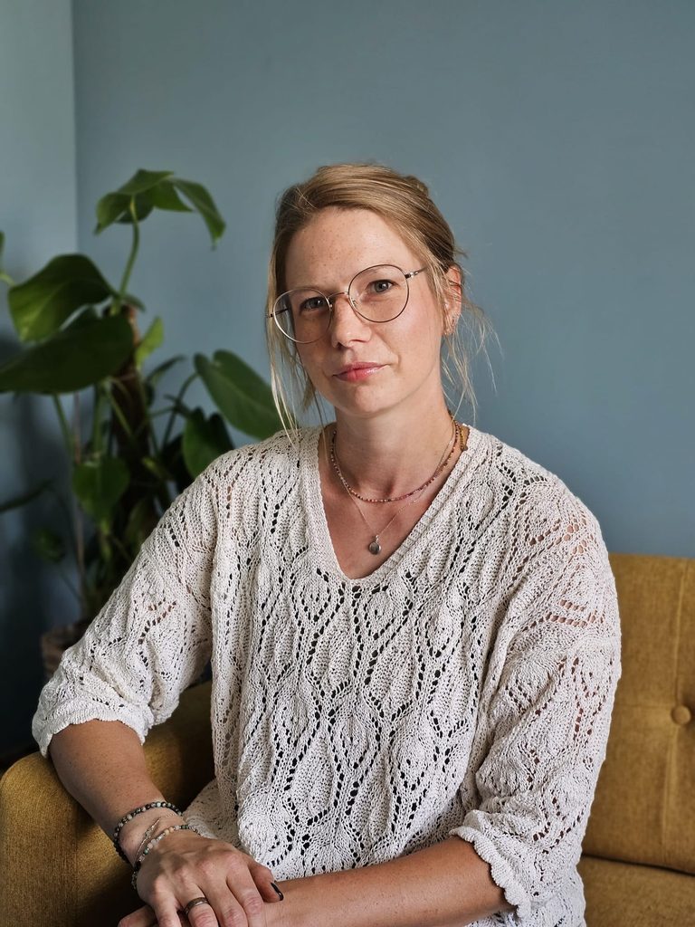 O nas aleksandra janicka michnik
